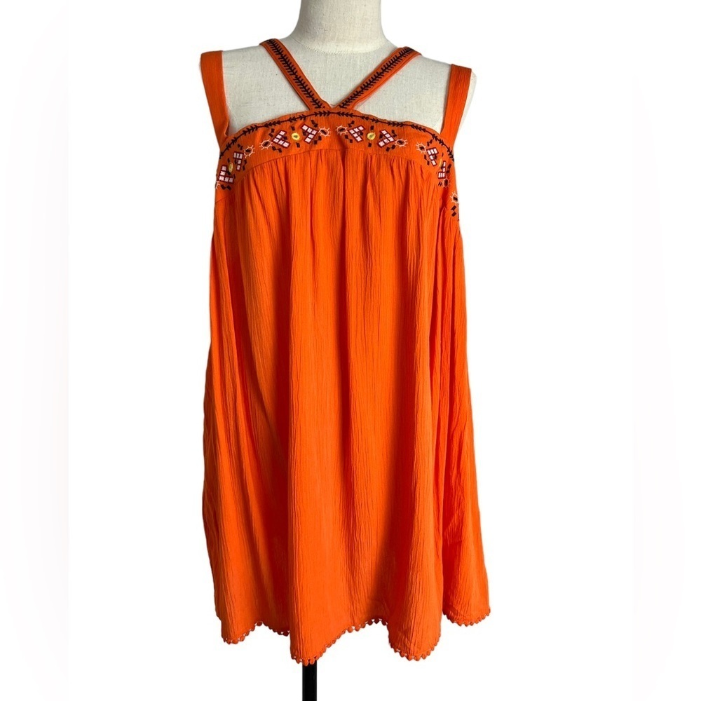 Torrid Embroidered Gauze V-Strap Tank Top 2X - Picture 3 of 10